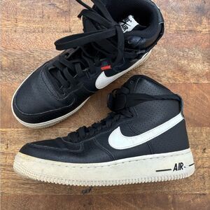 Nike Air Force 1 Black and White High-Tops 5Y athletic shoes sneakers